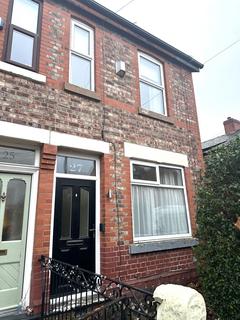 2 bedroom end of terrace house to rent, Jackson Street, Stretford, M32