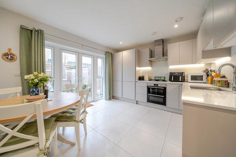 3 bedroom terraced house for sale, Burnham Court, Stomp Road, Burnham