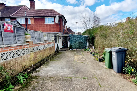 3 bedroom semi-detached house for sale, Denham Road, Feltham TW14