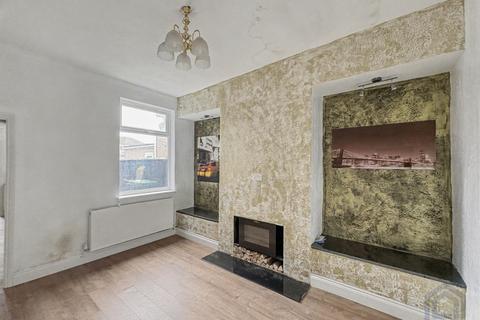 undefined, Grimsby DN32