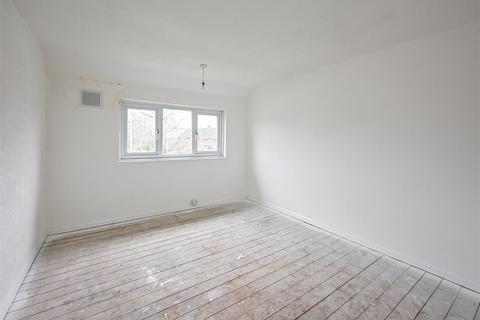 2 bedroom terraced house for sale, 52 Regina Crescent, Tettenhall Wood, Wolverhampton, WV6 8JG