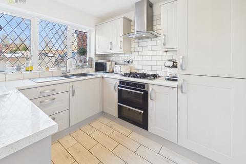 undefined, Meadow Close, Kingsbury, B78