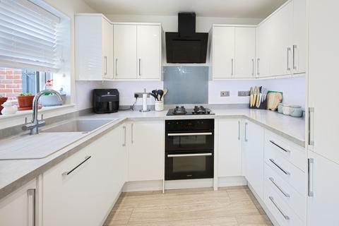 3 bedroom semi-detached house for sale, Bradley Close, Louth, LN11