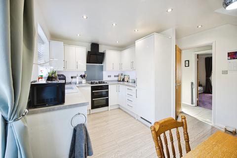 3 bedroom semi-detached house for sale, Bradley Close, Louth, LN11