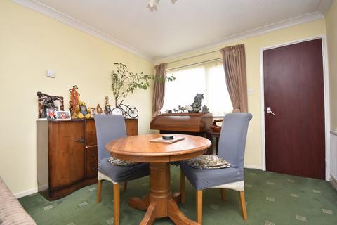 2 bedroom terraced house for sale, Eastchurch Road, Margate