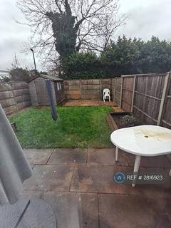 3 bedroom semi-detached house to rent, Darcy Close, London, N20
