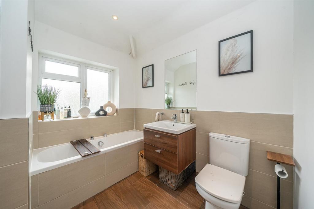 30-Chiltern-Avenue-0301.jpg