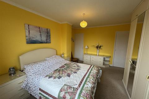 3 bedroom semi-detached house for sale, Mayall Drive, Four Oaks, Sutton Coldfield