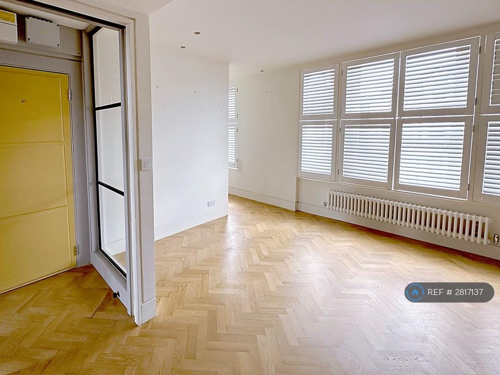 Entrance And Living Area