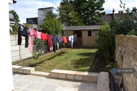 undefined, Albert Road, Ilford, IG1