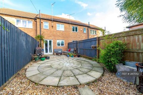 2 bedroom terraced house to rent, Emmendingen Avenue, Newark, NG24