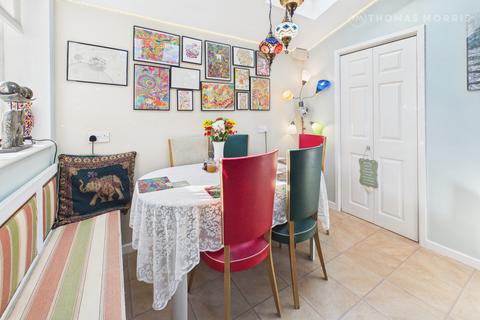 3 bedroom bungalow for sale, Park Road, Bedford MK44
