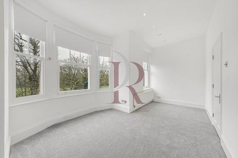 1 bedroom apartment to rent, Bushwood, Leystonstone, E11