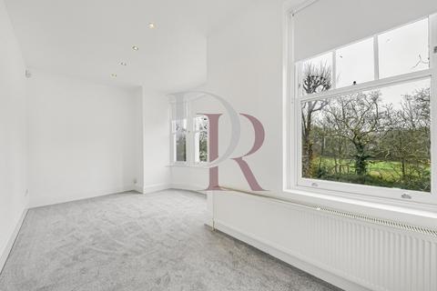 1 bedroom apartment to rent, Bushwood, Leystonstone, E11