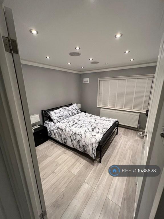Double Bedroom