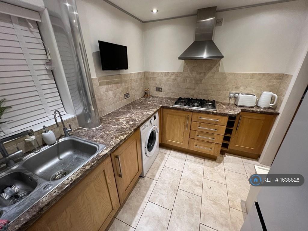 Kitchen With Filter Tap, Gas Hob Etc