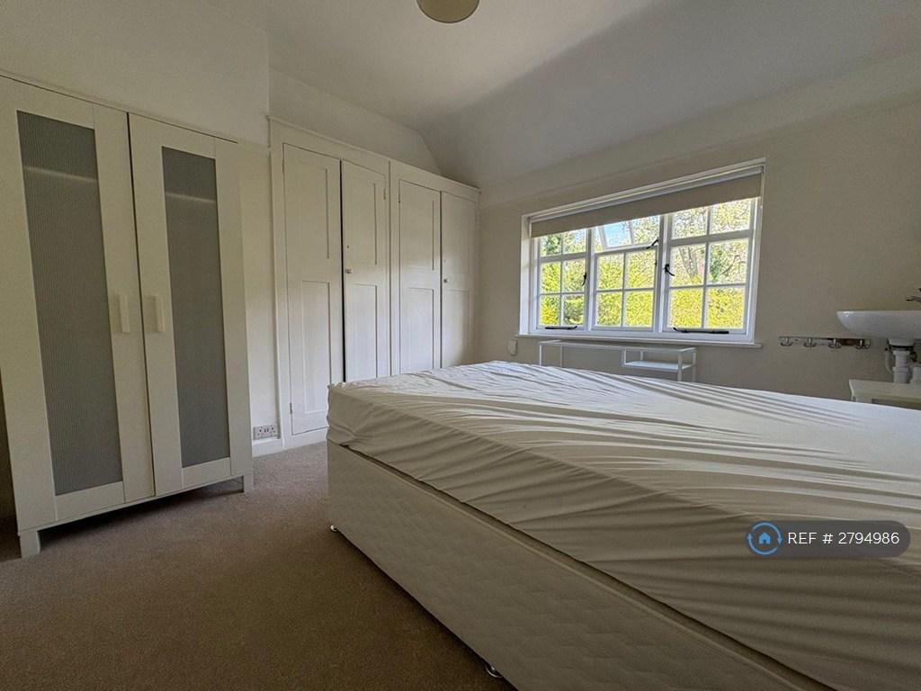 Double Bedroom 3 With Views To The Side Garden
