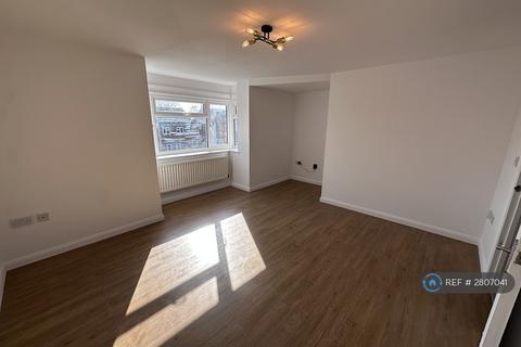 2 bedroom flat to rent, Bletchley, Milton Keynes, MK3