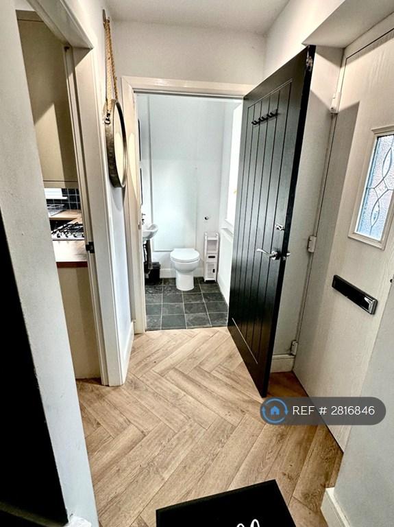 Down Stair Wc