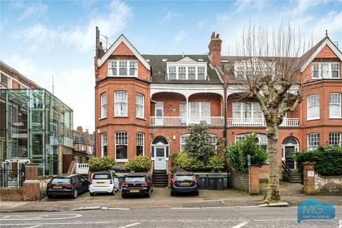 undefined, Queens Avenue, London, N10