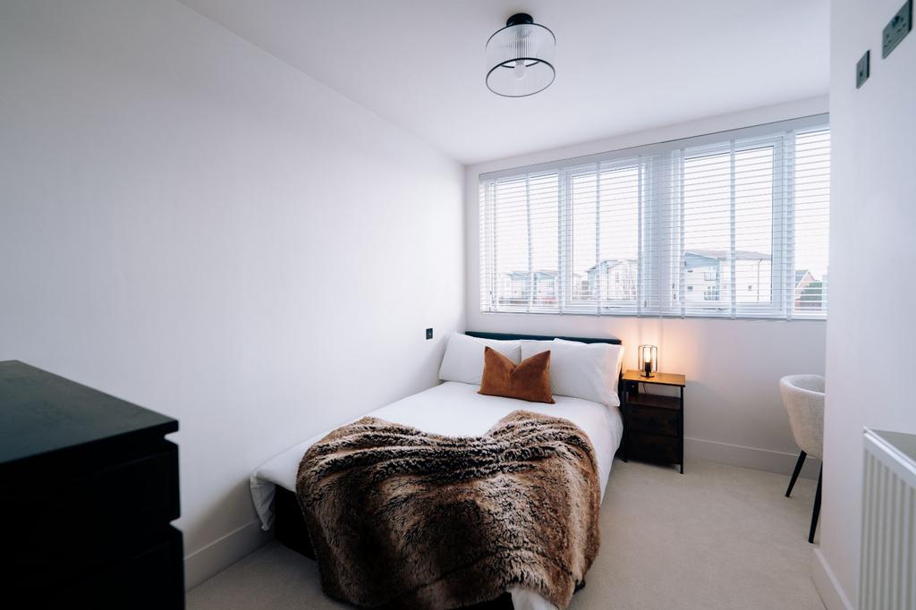 Apartment 6