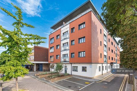 undefined, London Road, Mitcham, CR4