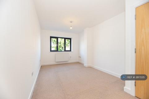 undefined, London Road, Mitcham, CR4