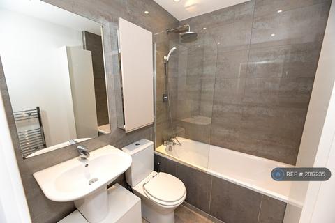 undefined, London Road, Mitcham, CR4