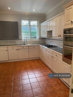 2 bedroom flat to rent, Larch Avenue, Ascot, SL5