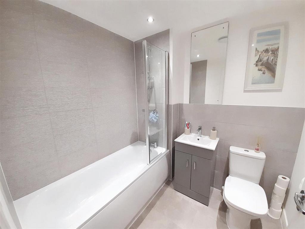 Family bathroom