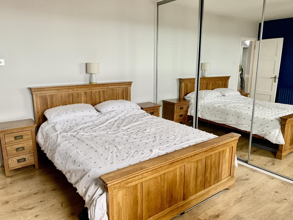 Bedroom 1a