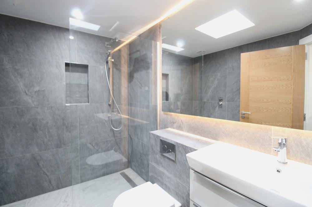 Ensuite 2