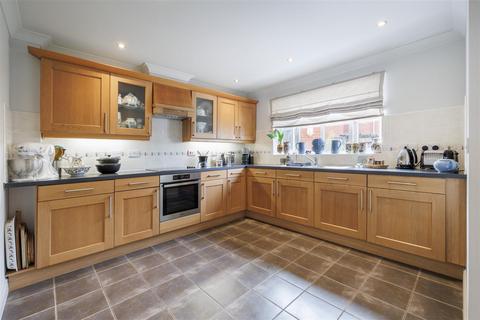 4 bedroom detached house for sale, Holystone Way, Lowestoft NR33