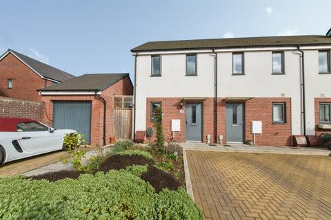 2 bedroom end of terrace house for sale, Channings Drive, Tithebarn, Exeter