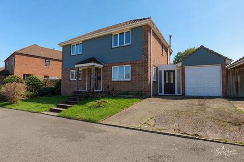 3 bedroom detached house for sale, Green Lane, Cowes