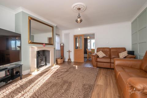 3 bedroom detached house for sale, Green Lane, Cowes