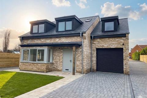 3 bedroom detached house for sale, Off Harland Way, Cottingham