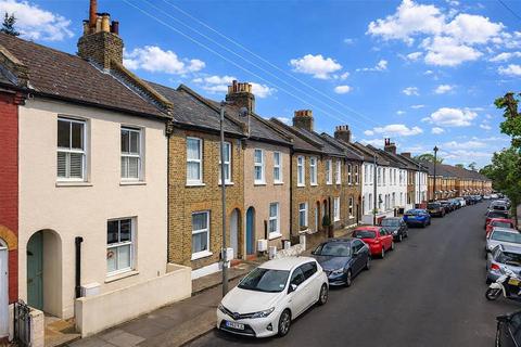 2 bedroom terraced house for sale, Besley Street, SW16