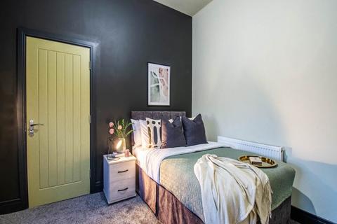 undefined, Woodville Mount (Room 2), West Yorkshire LS10