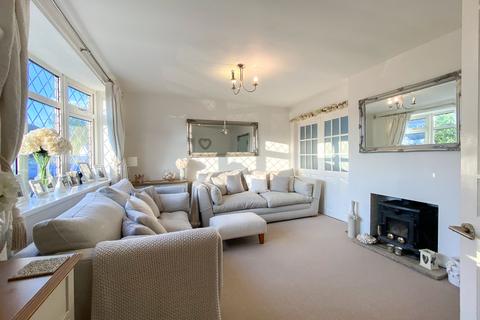 3 bedroom semi-detached house for sale, Uplands Road, Oadby, LE2
