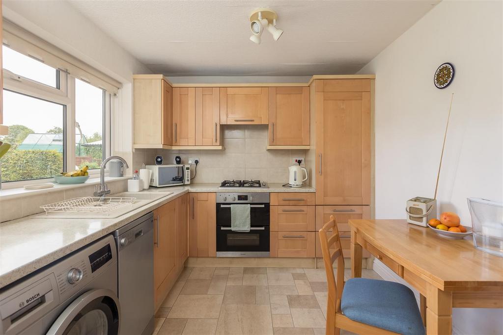 Langsett Kitchen-2.jpg