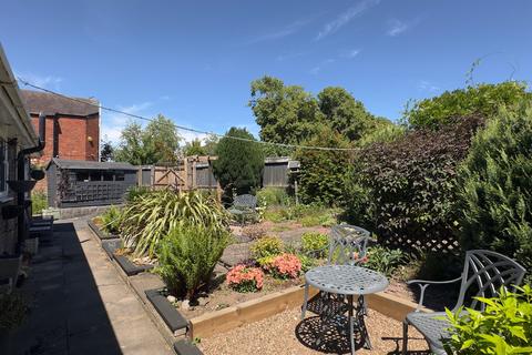 2 bedroom detached bungalow for sale, Nottingham Road, Derby DE21