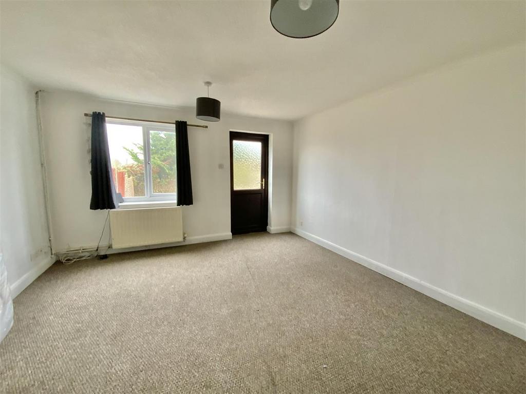 Lounge/ Dining Room