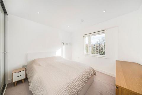 1 bedroom flat for sale, Bradley Road, London SW4