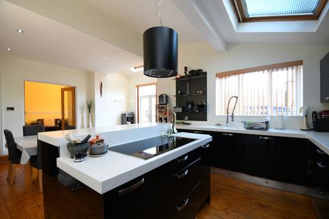 undefined, Bolton Road, Salford, M6