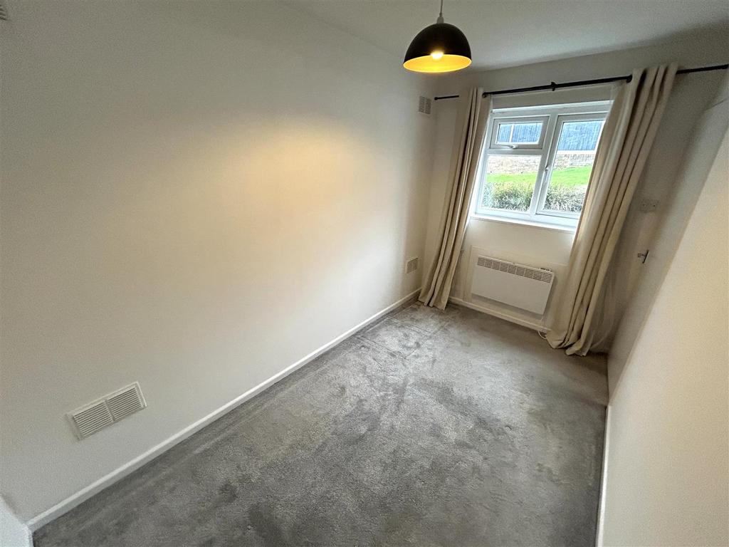 Bedroom.JPG