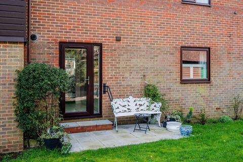 2 bedroom retirement property for sale, Tadworth Street, Tadworth KT20