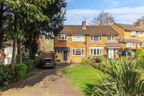 3 bedroom semi-detached house for sale, Manor House Gardens, Abbots Langley, WD5