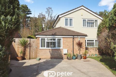 Pine Tree Close, Radyr, Cardiff