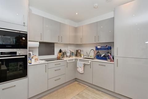 2 bedroom flat for sale, Eagle Street, Cambridge